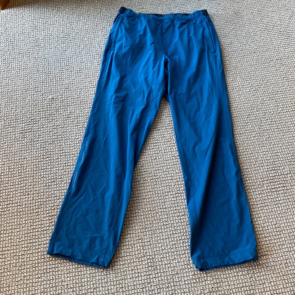 Men’s Lululemon Athletic Pants Size Large